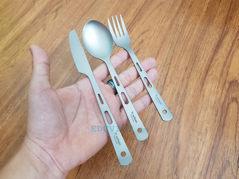 Bộ dao muỗng nĩa titanium