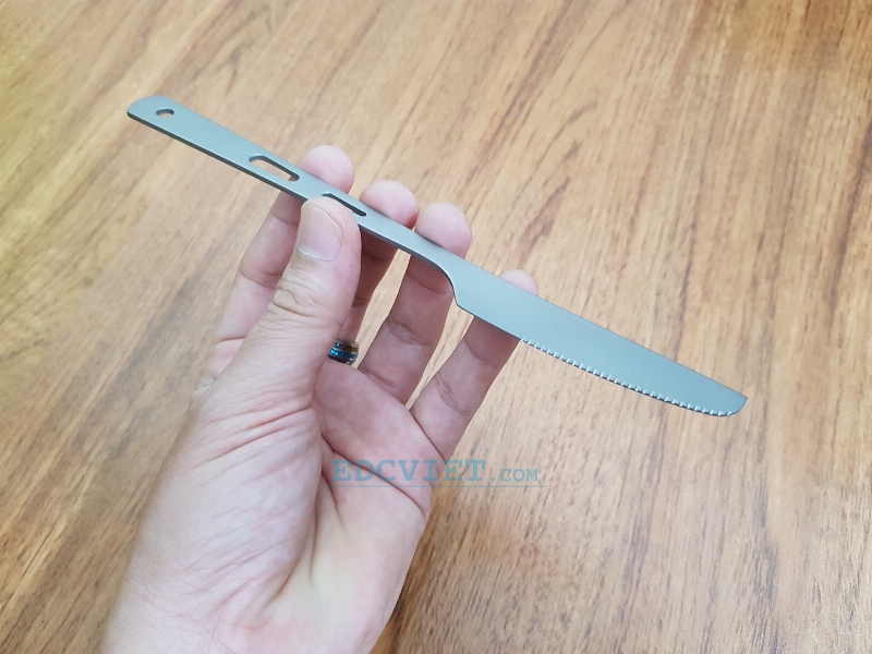 Bộ dao muỗng nĩa titanium
